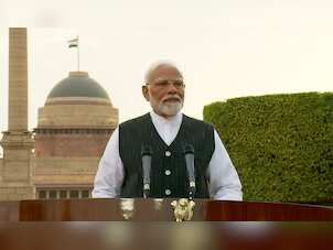 PM-designate Modi meets President Murmu, stakes claim to form government at centre