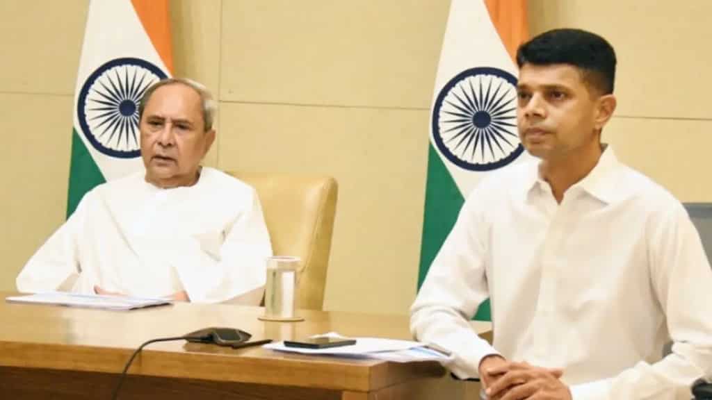 Naveen Patnaik's aide VK Pandian quits active politics after BJD loses Odisha election