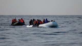 39 migrants dead after boat capsizes off Yemen coast