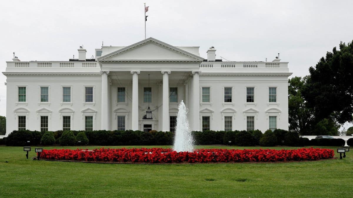 White House says US 'deeply concerned' by stabbing of 4 American college teachers in China White House says US 'deeply concerned' by stabbing of 4 American college teachers in China