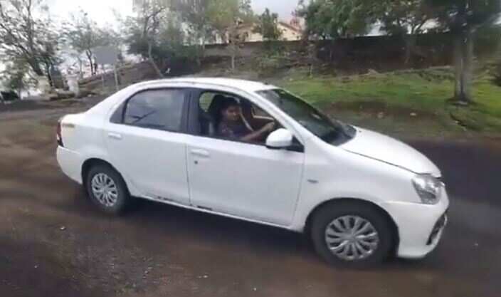 Video: Maharashtra woman falls in gorge while reversing car for shooting reel, dies