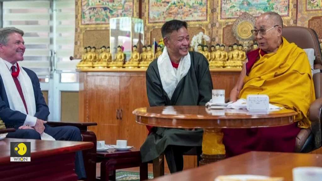 US lawmakers meet Tibet's Dalai Lama, warn China on choice of successor