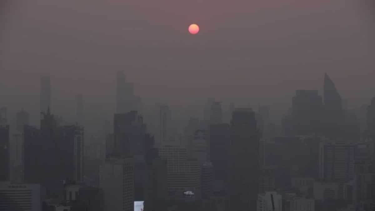 Air pollution becomes second leading risk factor of deaths globally, finds study