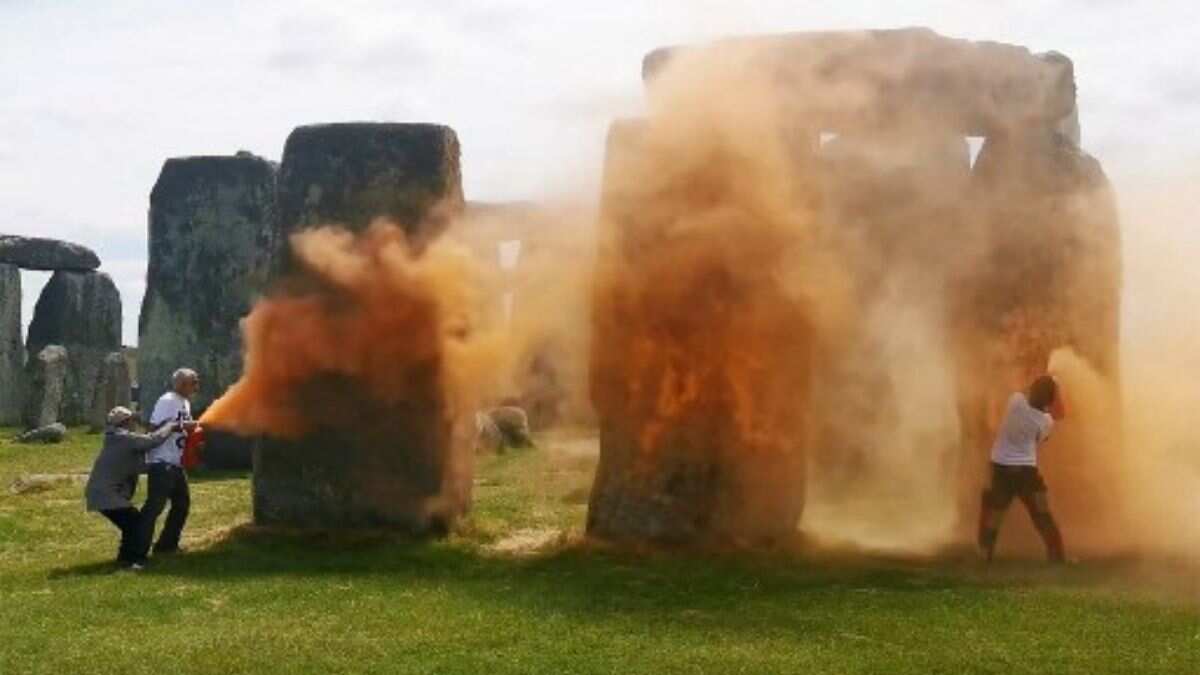 Indian-origin man among two arrested by British police for spraying orange substance on UK's Stonehenge