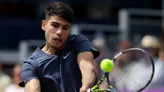 Carlos Alcaraz plans to speak with ATP over 'new shot clock rule' following defeat at Queen's