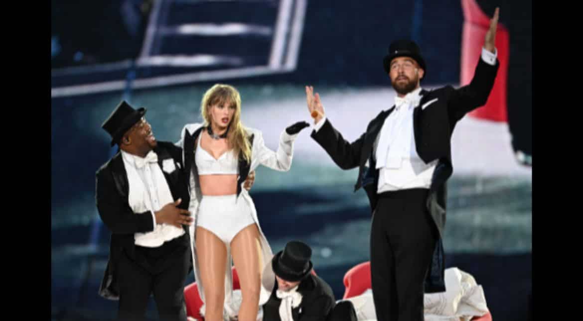 Viral: Fans can't believe Travis Kelce joined girlfriend Taylor Swift on stage during Eras Tour show in London Viral: Fans can't believe Travis Kelce joined girlfriend Taylor Swift on stage during Eras Tour show in London