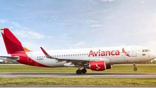 VIDEO: Avianca passenger denied boarding due to double booking