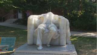 Abraham Lincoln's wax statue melts amid soaring temperatures, see pics