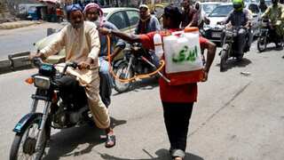 Pakistan: Homeless, drug addicts among 450 killed by heatwave in Karachi
