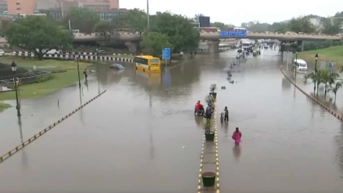 Delhi-NCR receives the highest rainfall in 88 years, deluge brings city to standstill