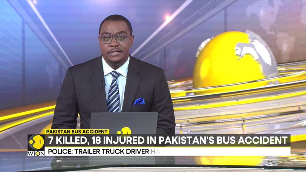 7 killed, 18 injured in bus accident in Pakistan's Karachi
