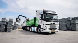 Volvo’s e-trucks reach 2,000 laps around the world in five years