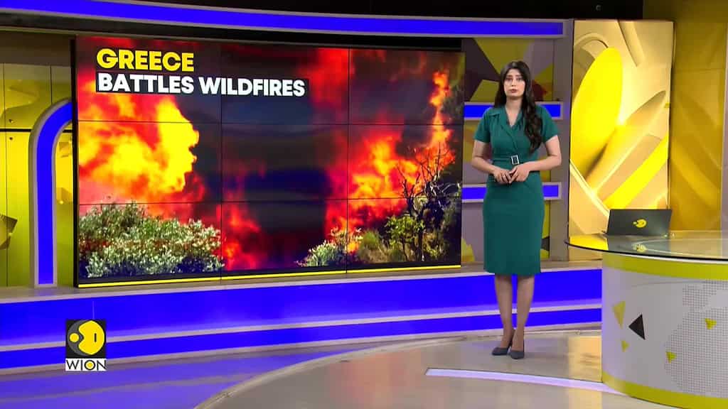 Greece: Wildfires fanned by strong winds