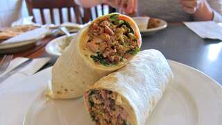 THIS Indian street food had deadly bacteria present in its samples. Here's what consumers can do