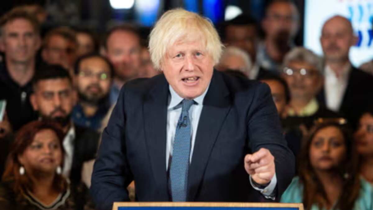 Boris Johnson delivers surprise speech at Tory rally aimed at influencing voters Boris Johnson delivers surprise speech at Tory rally aimed at influencing voters
