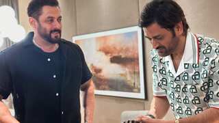 Salman Khan attends MS Dhoni’s birthday bash, wishes ‘Kaptaan Sahab’