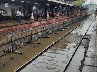 Heavy rain in Mumbai: City waterlogged after overnight downpour; IMD predicts more showers