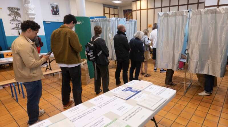 French polls produce hung parliament: Five likely scenarios in the offing
