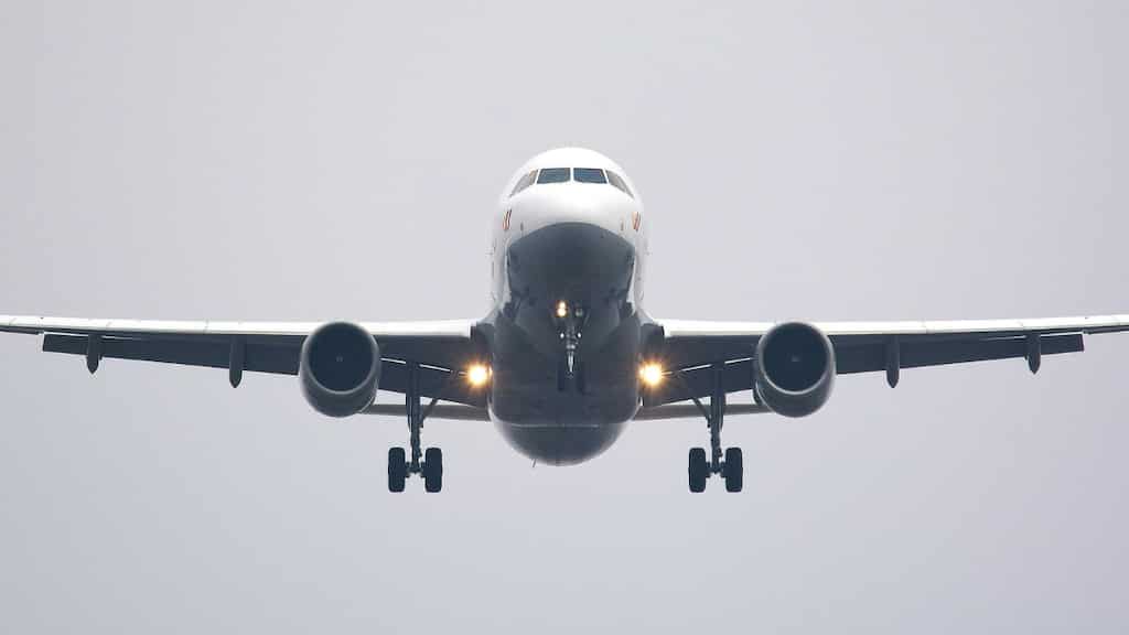 Airlines receive nearly 1000 hoax bomb threats this year till Nov 13