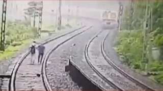 Father and son lie down in front of incoming train in Maharashtra, reason for suicide not known