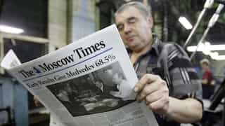 Russia bans Moscow Times in media clampdown