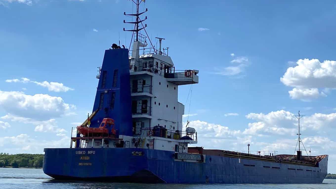 Ukraine 'seizes' cargo ship that was used to export grain from Crimea Ukraine 'seizes' cargo ship that was used to export grain from Crimea