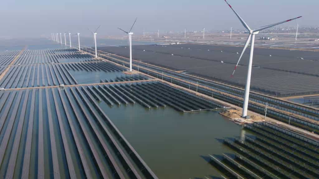 China leads the charge: Beijing develops two-thirds of global wind and solar projects
