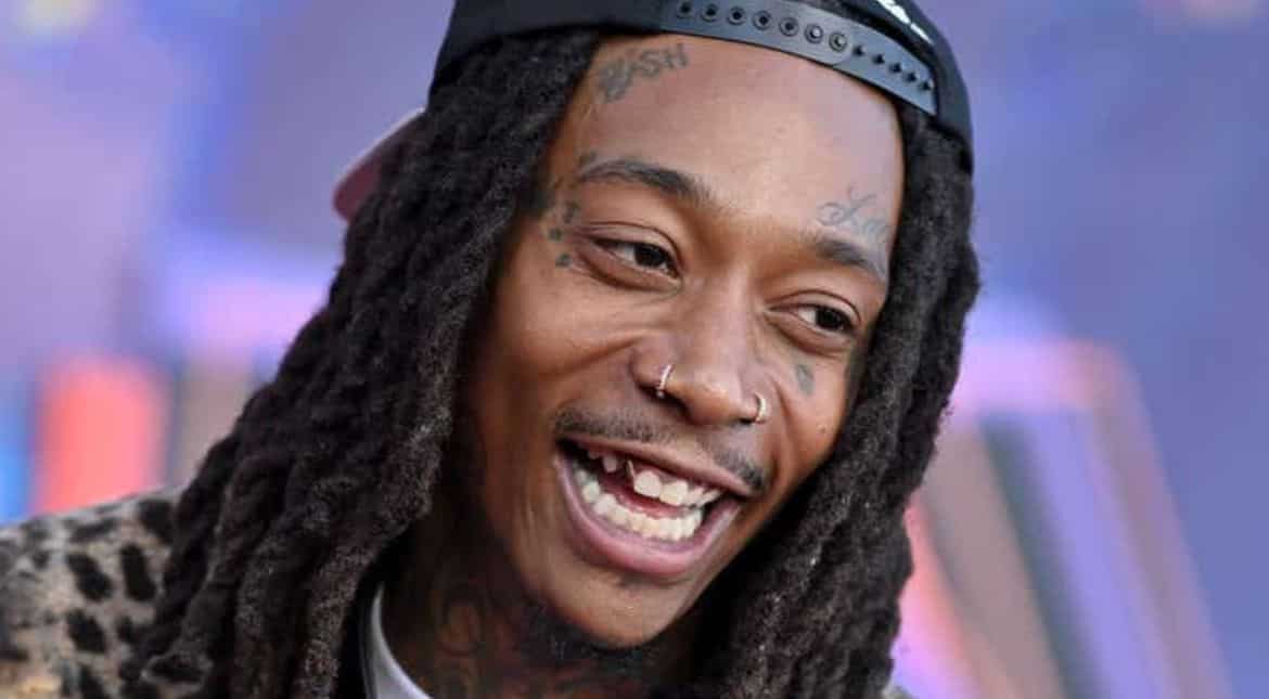 Wiz Khalifa apologises after being arrested for illegal drug possession in Romania