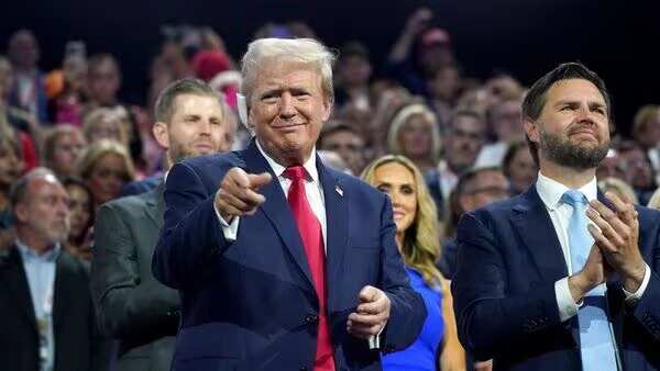 Trump tells Christians they 'wouldn't have to vote again' if he wins 2024 presidential election - WATCH