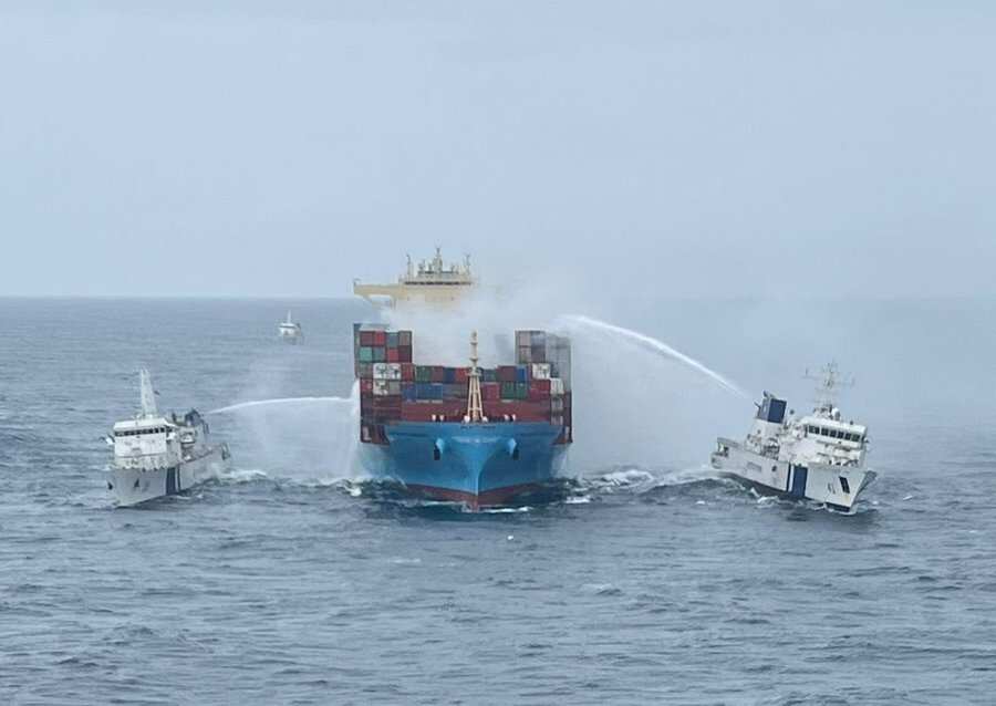 Maersk Frankfurt fire - Indian Coast Guard’s efforts continue for fourth day