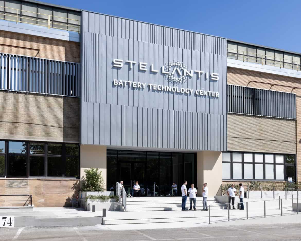 Stellantis CEO Carlos Tavares scrambles to revive North American operations