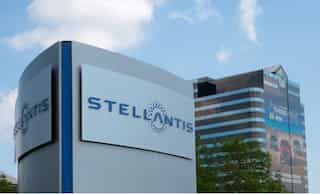 Stellantis to recall about 19,500 hybrid mini-vans in US over battery fire risk