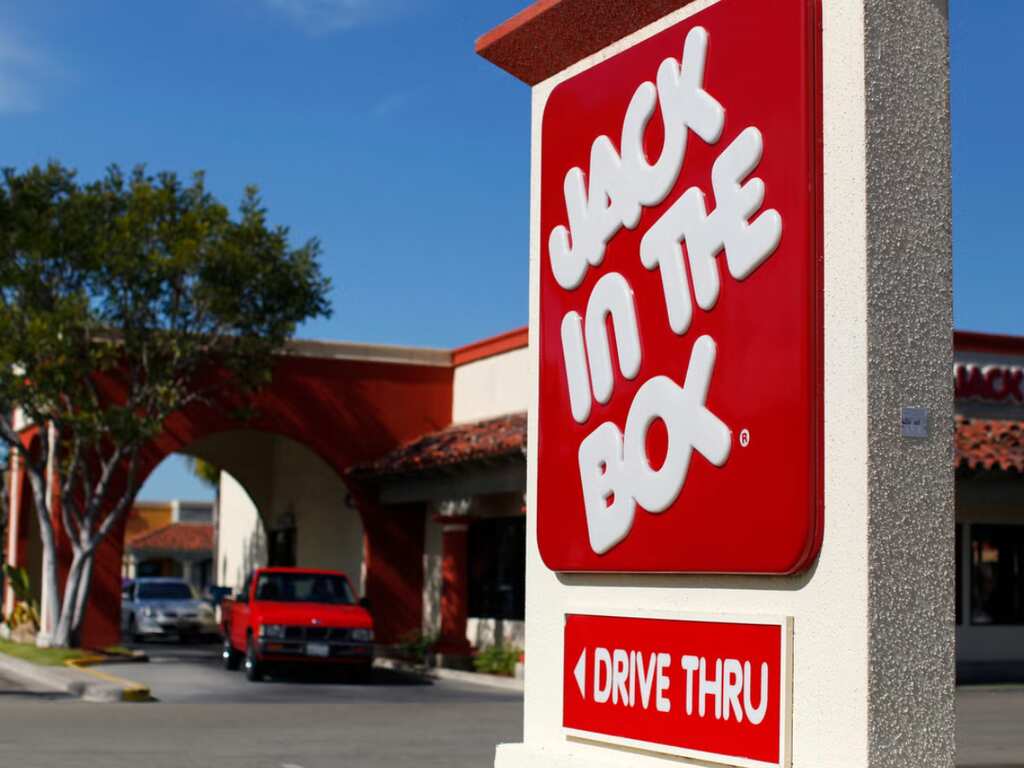 Furious over missing chicken, woman hits fast-food joint manager with her car