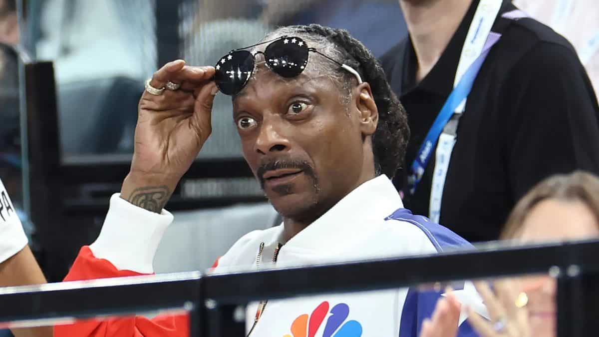 Snoop Dogg impresses fans with custom tees at Olympics 2024