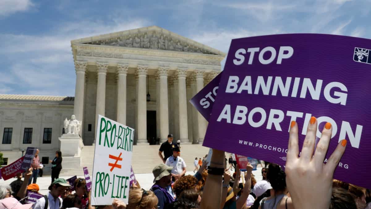 US: Six-week abortion ban in Iowa goes into effect