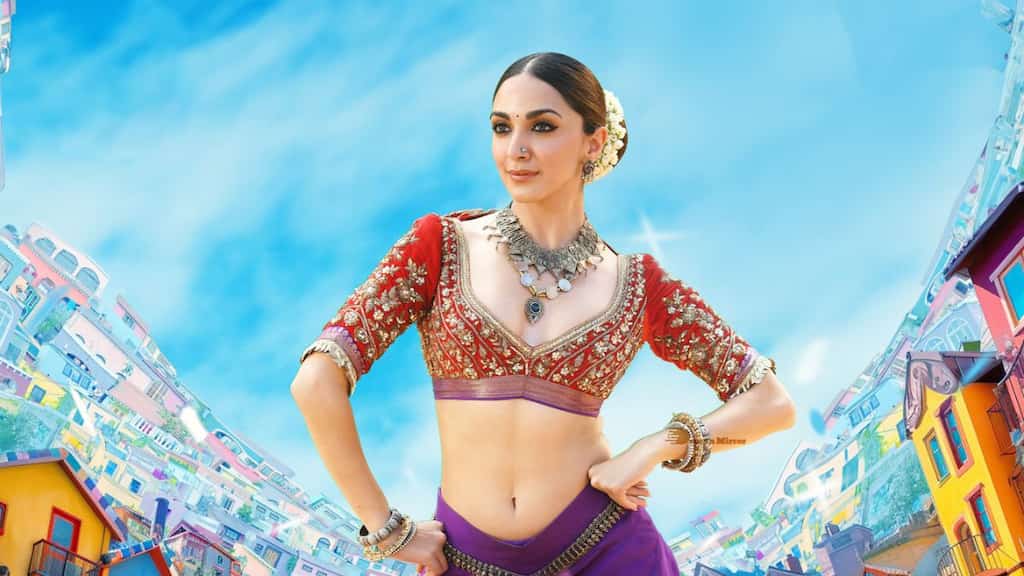 On Kiara Advani's birthday, makers share new poster of Game Changer