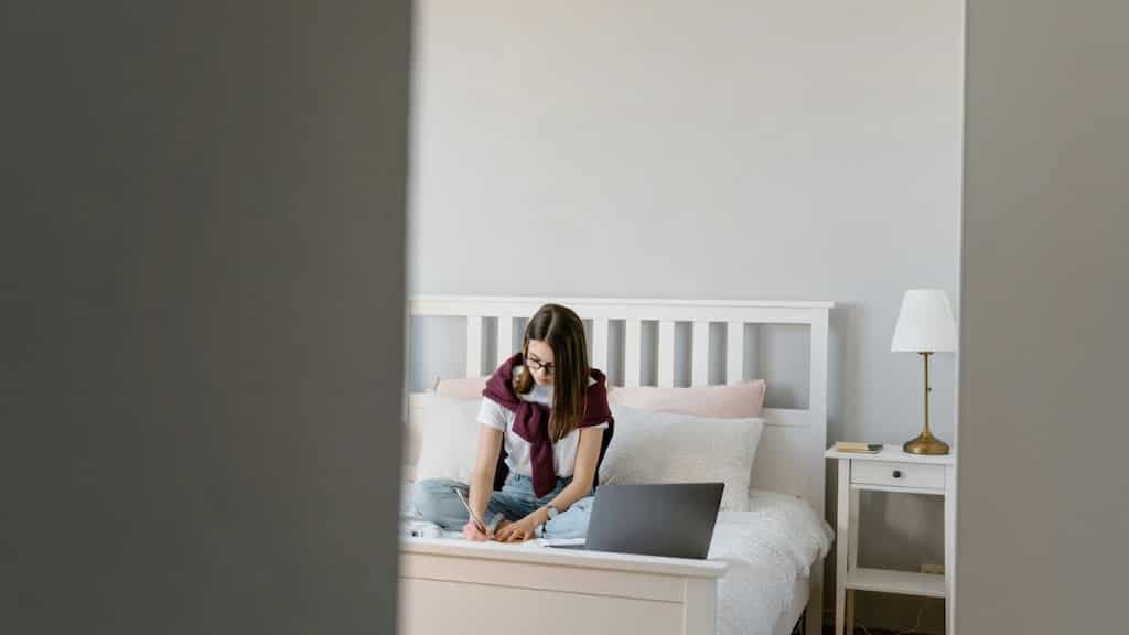 Parents install spy camera in adult daughter's bedroom, student reports it to police