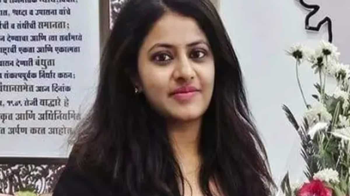 Controversial IAS trainee officer Puja Khedkar flees to Dubai to evade arrest: Reports