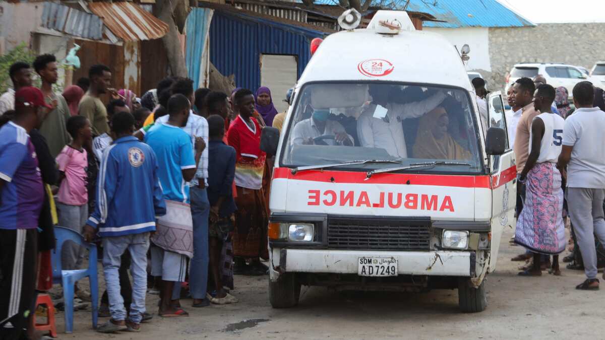 At least 32 killed in Somalia beach attack carried out by al Shabab