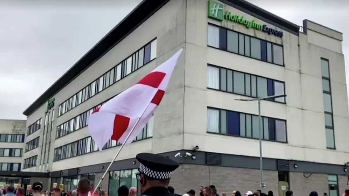 'You will regret': PM Starmer issues warning as rioters set fire to Rotherham hotel that housed migrants