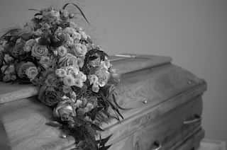 US funeral home owners told to pay $950mn after 190 rotting corpses were found