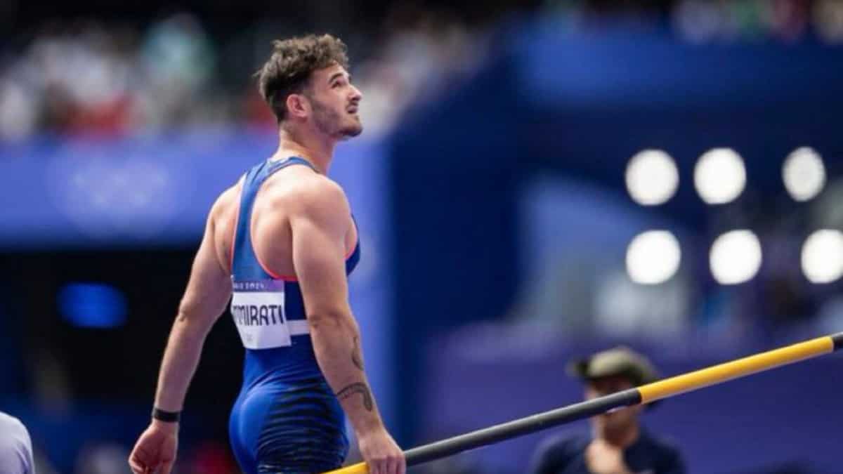 Olympic pole vaulter's viral 'crotch mishap' gets him THIS whopping offer
