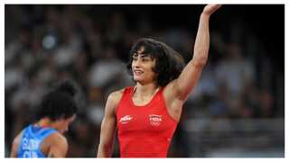Paris Olympics: Huge blow to India! Vinesh Phogat DISQUALIFIED before gold medal tie for being overweight