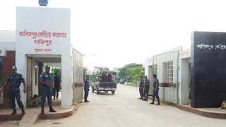 Bangladesh crisis: 209 inmates flee from high-security central jail during violent protest, 6 killed