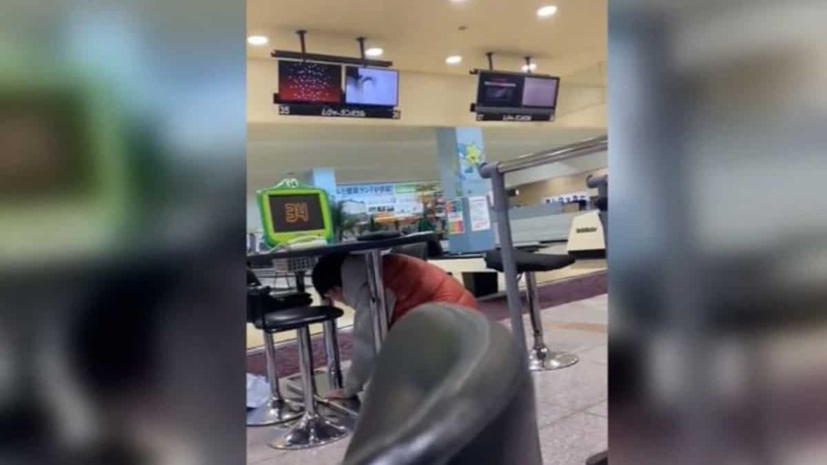 Watch: Scary visuals emerge as twin earthquakes rock Japan, people run for life Watch: Scary visuals emerge as twin earthquakes rock Japan, people run for life