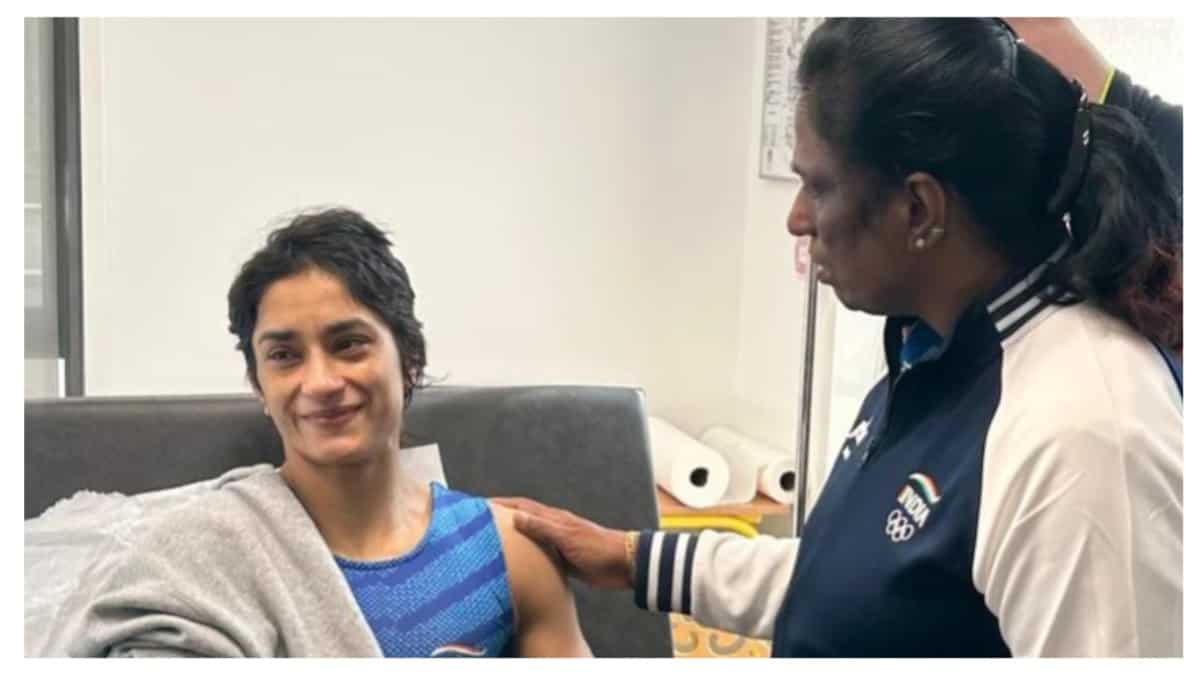 4) Vinesh Phogat HOSPITALISED