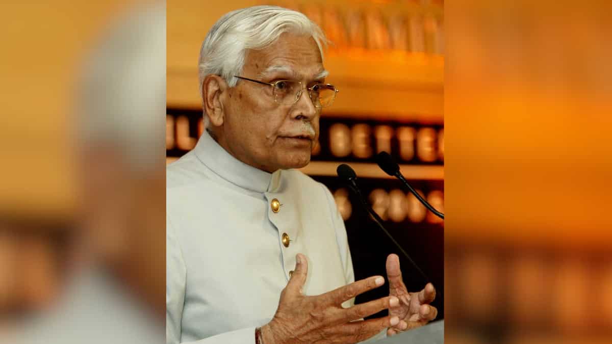 India's former foreign minister Natwar Singh dies at 93