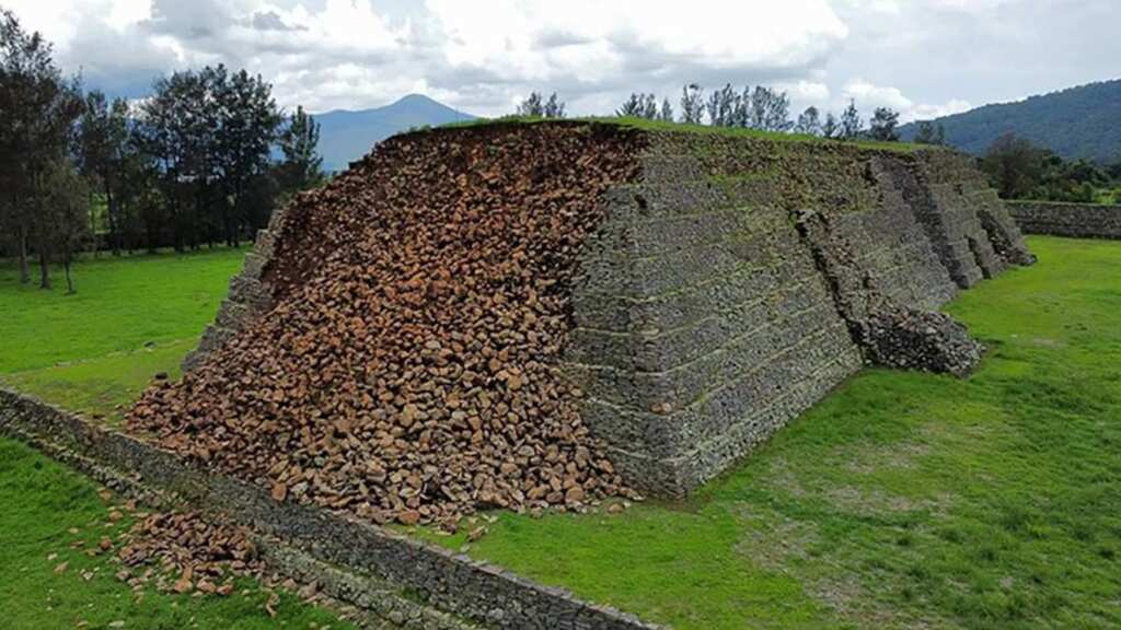 ‘Supernatural sign’ of impending doom? Mexico pyramid used by bloodthirsty tribe for human sacrifice crumbles