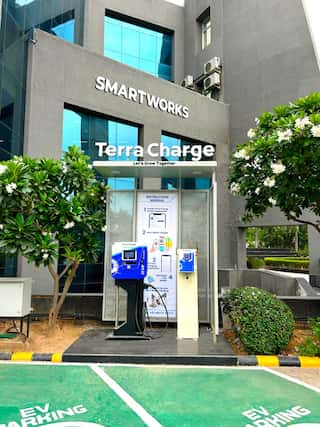 Terra Charge partners Smartworks to launch EV charging hubs in Noida, Gurugram