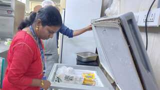 India: Cockroaches, unhygienic food preparation practices found in restaurants at Malakpet and Dilsukhnagar